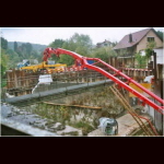 Bild 31 von 40 der Baubilder Betonpumpe fr das giessen der Fundamentplatte der zuknftigen Hochwasserklappe im Wehrfeld 3